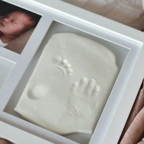 Vanilla Copenhargen バニラコペンハーゲン ハンド＆フット プリントキット フォトフレーム付き M 赤ちゃん 手足 型 形 粘土 成長記録 缶 飾る