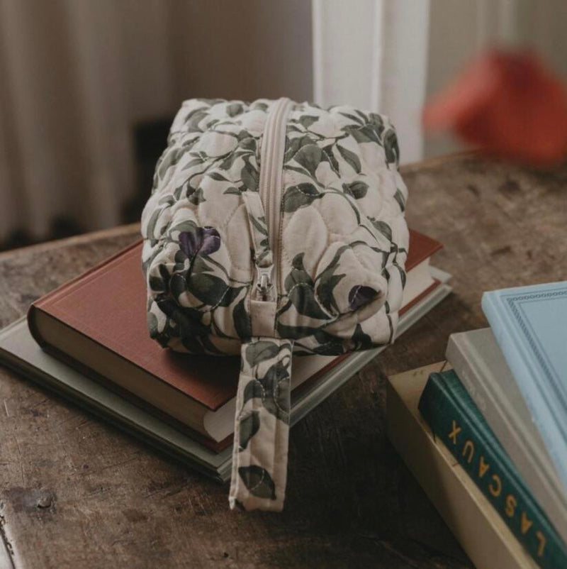 ガルボアンドフレンズ garbo&friends ポーチ おむつポーチ 全5色 キルティングトイレタリーバッグ