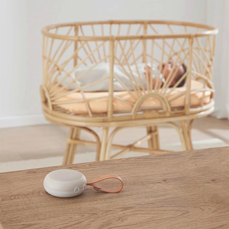 エルゴサウンド ホワイトノイズマシン 睡眠環境を整える7つのサウンドと3段階のLEDライト搭載 夜泣き対策 持ち運びができる USB充電 眠りを誘う 赤ちゃん